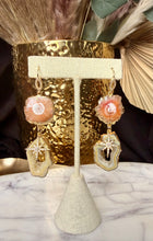 Load image into Gallery viewer, Agate Star Earrings
