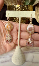 Load image into Gallery viewer, Agate Star Earrings
