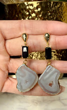 Load image into Gallery viewer, Earrings
